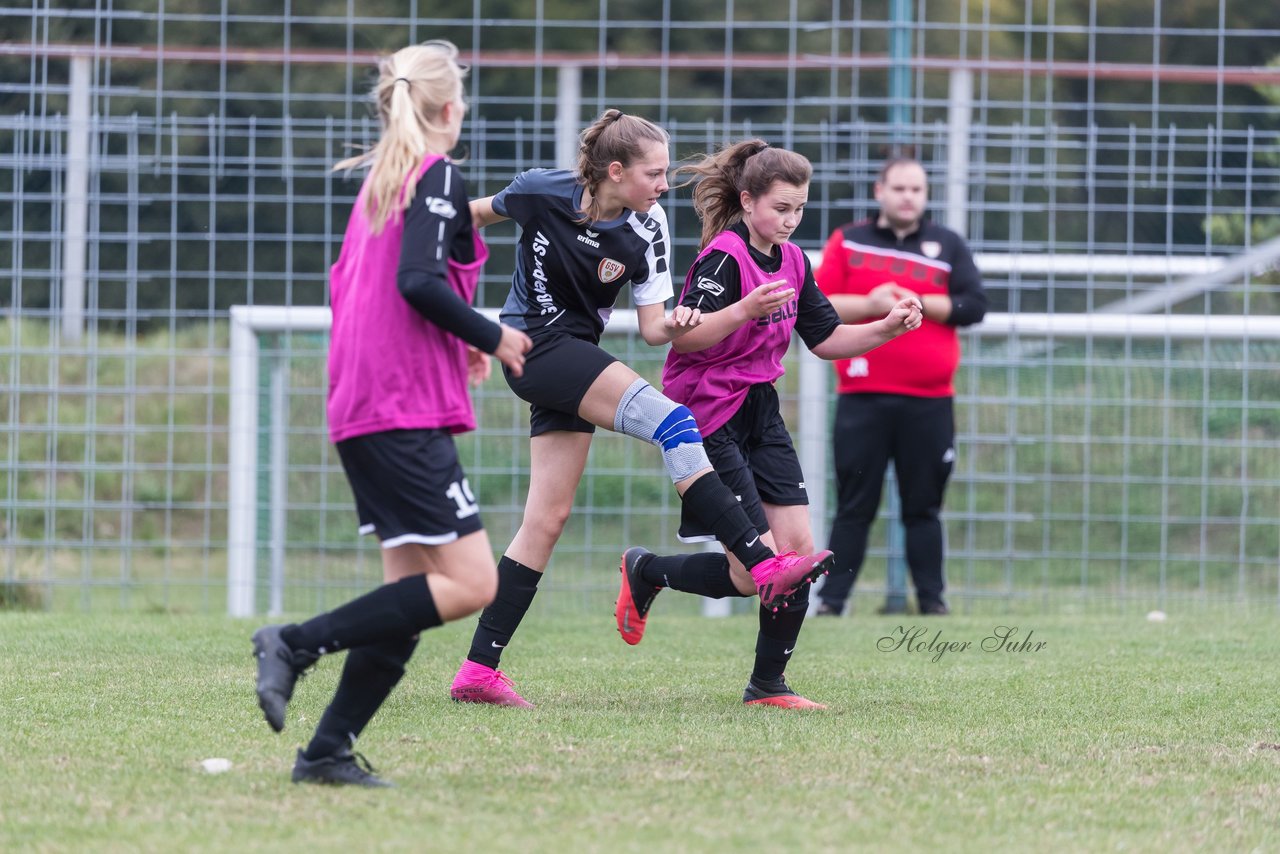 Bild 96 - Frauen Grossenasper SV - SV Steinhorst/Labenz : Ergebnis: 1:3